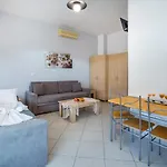 Morfoula 's House * Ποτός